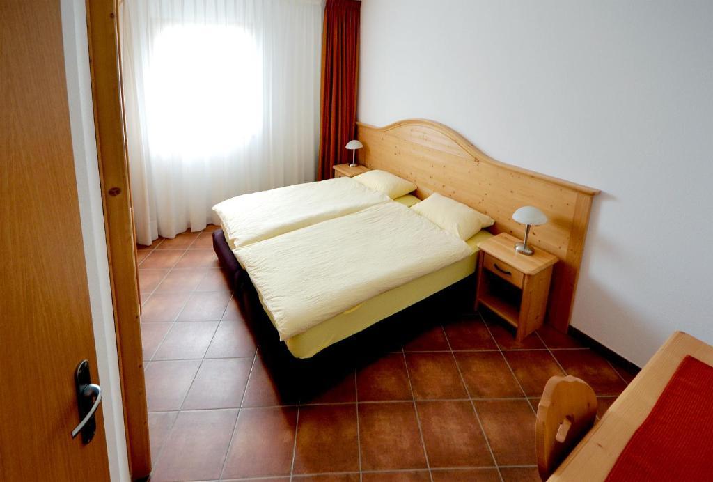 Hotel-Aparthotel San Bernardino Habitación foto