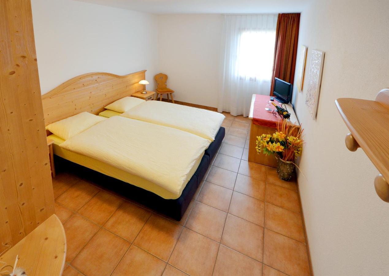 Hotel-Aparthotel San Bernardino Habitación foto